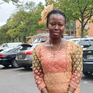 Meet your Posher, Cecilia